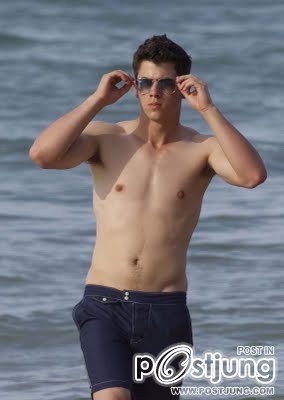 Jonas-Brothers แซ๊บๆเลือกไม่ถูกจิงๆ