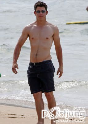 Jonas-Brothers แซ๊บๆเลือกไม่ถูกจิงๆ