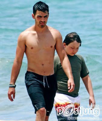Joe Jonas พี่คนกลางชอบสุดๆๆ