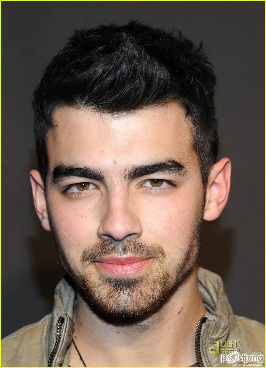 Joe Jonas พี่คนกลางชอบสุดๆๆ