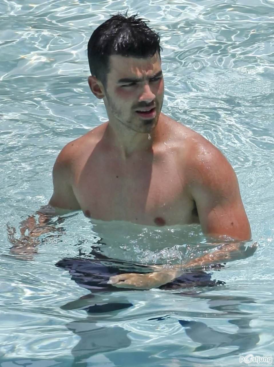 Joe Jonas พี่คนกลางชอบสุดๆๆ
