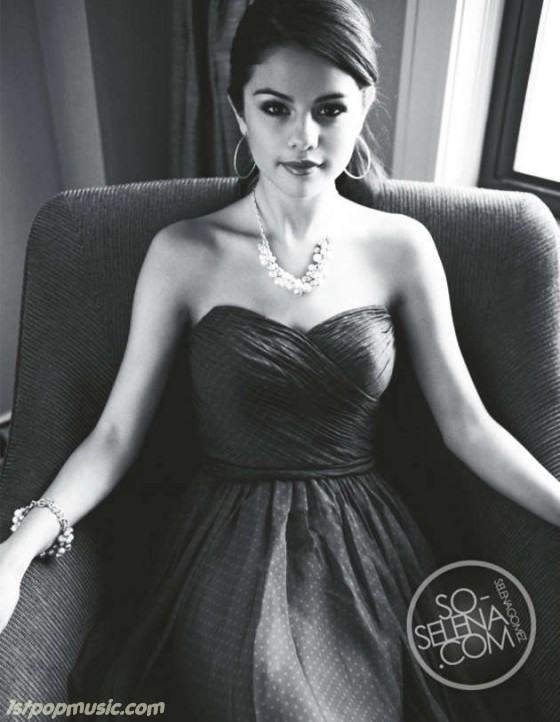 Selena Gomez แอ๊บแบ๊วใสๆบนปกนิตยสาร Swak (November 2011)
