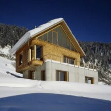 เห็นครั้งแรกนึกว่าบ้านขนมปังMountain Cabin Design – Concrete and Wood Architecture