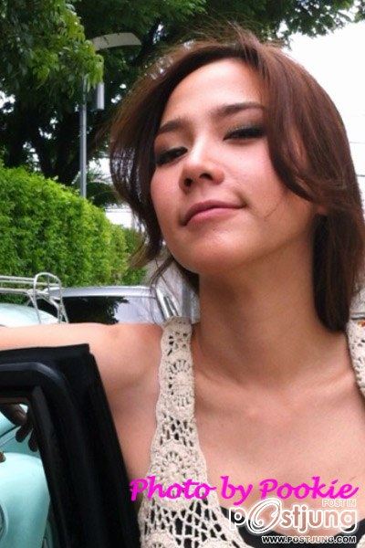 รูปภาพอั้ม พัชราภา เธอทำอะไรนั่นว่าแต่ถึง อั้ม จะโก๊ะแต่ก็น่ารักน่ะเนี่ย