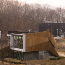 Zen Style Architecture Brings Calm to Korean City