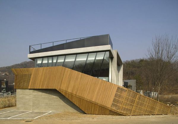 Zen Style Architecture Brings Calm to Korean City