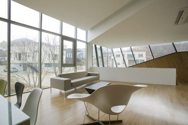 Zen Style Architecture Brings Calm to Korean City