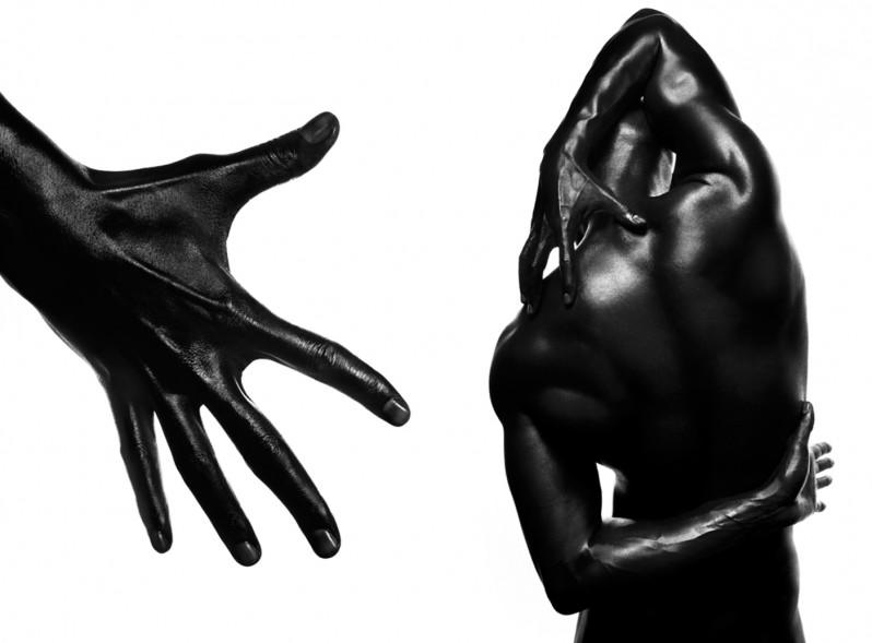 black model ดำมืดสนิท