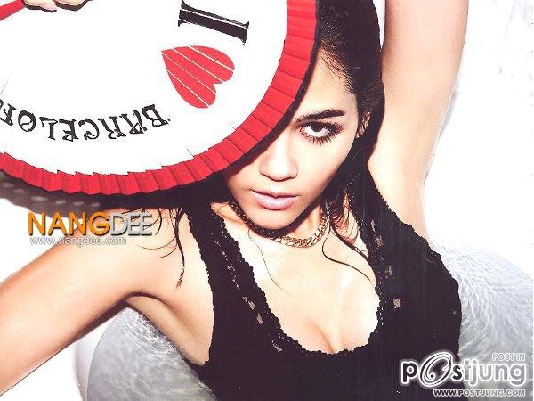 ทรงผมสุดเริดของชมพู่