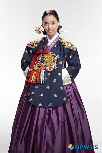 ทงอี จอมนางคู่บัลลังค์ : พระสนม ฮีบิน เจ้าเลห์