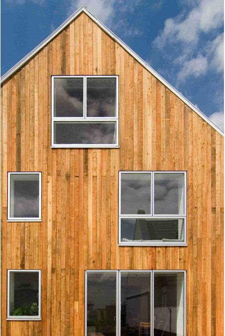 ชอบบันไดGerman Timber Home Gets a Modern Makeover