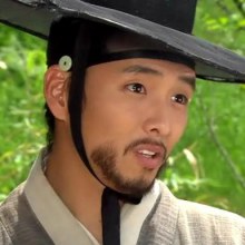 ทงอี จอมนางคู่บัลลังค์ : ใต้เท้า ชิม มุน แทค และ พระมเหสีชุนเชน