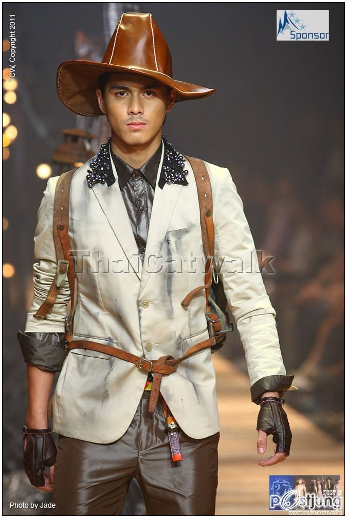 นายแบบหุ่นสุดยอดเลย