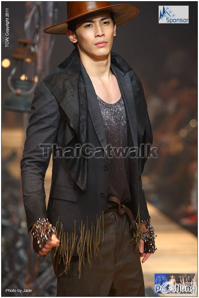 นายแบบหุ่นสุดยอดเลย