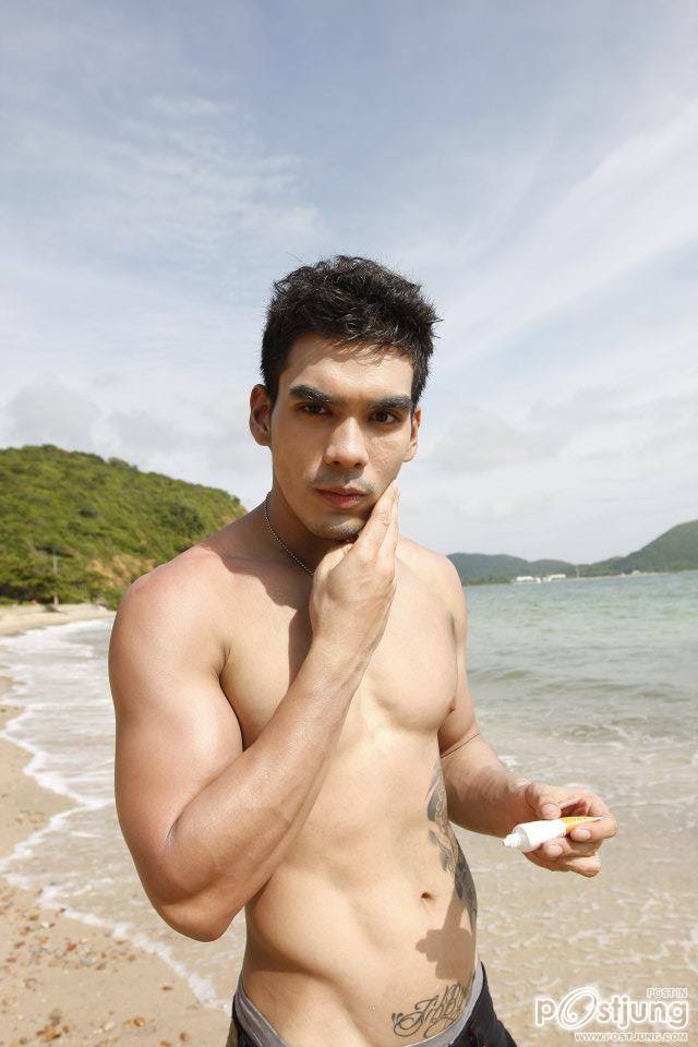 Men Hfash โชว์กลางหาด2