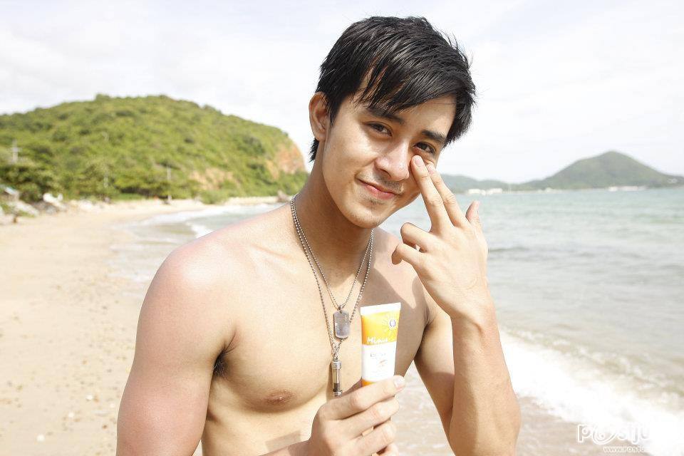 Men Hfash โชว์กลางหาด2