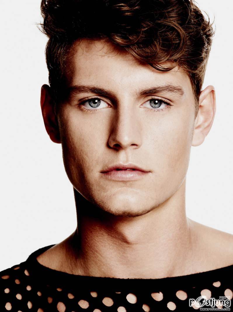 Photoshoot men album 371 : PETER LISSIDINI