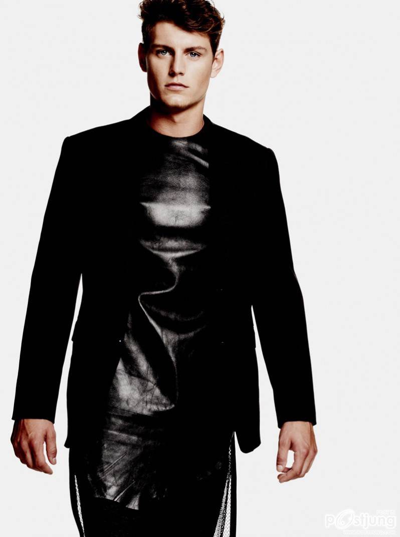 Photoshoot men album 371 : PETER LISSIDINI