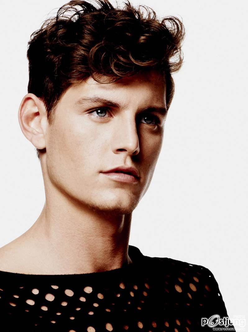 Photoshoot men album 371 : PETER LISSIDINI