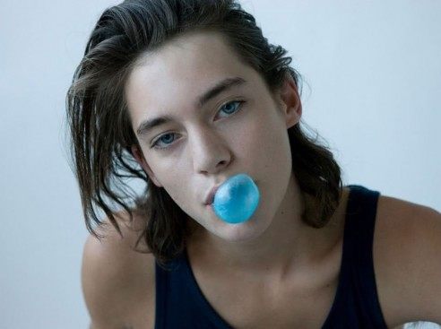 เด็กฝรั่งเสน่ห์ผอมบาง