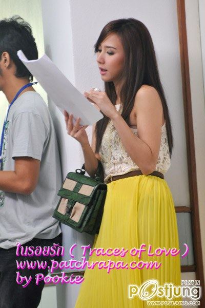 ภาพเบื้องหลังสวยๆ"อั้ม-ป้อง"จาก"ในรอยรัก"!!!!