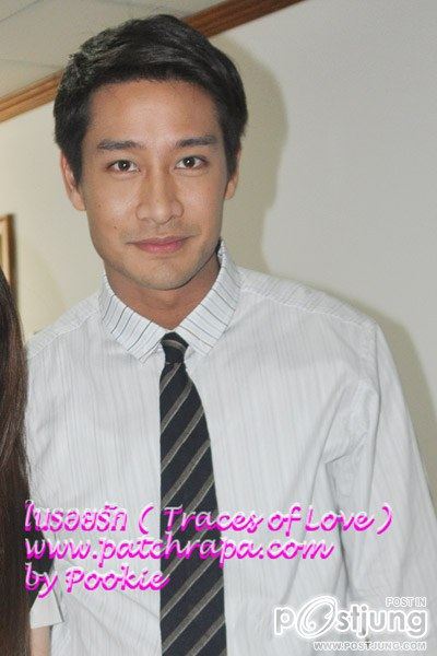 ภาพเบื้องหลังสวยๆ"อั้ม-ป้อง"จาก"ในรอยรัก"!!!!