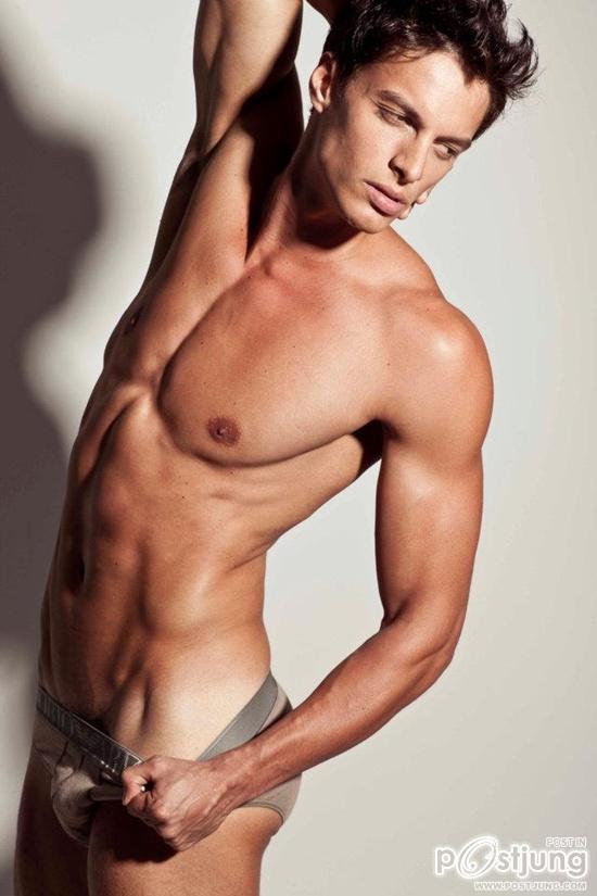 Felipe Anibal @ Junior Magazine October 2011