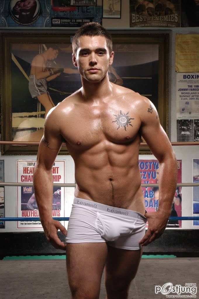 หล่อตุงๆ