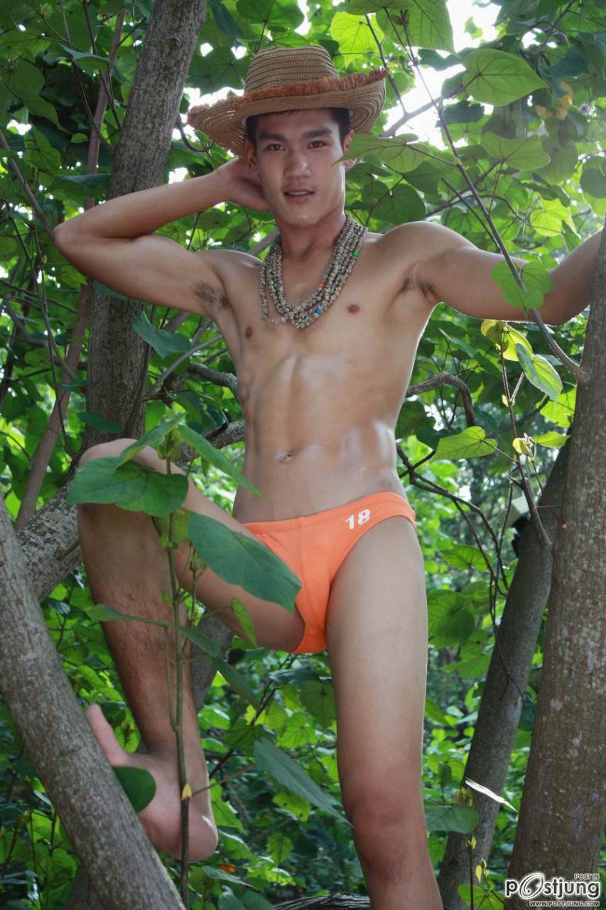 หนุ่มไทยล่ะอ่อนสูงชลูดดดด...