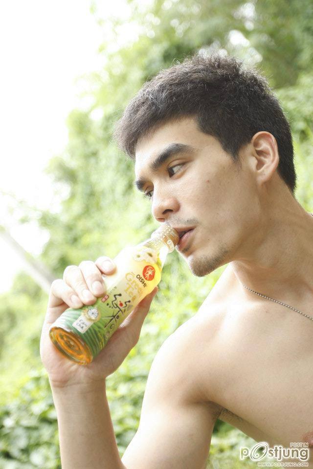 Men Hfash โอเล่ โชว์เดี่ยว