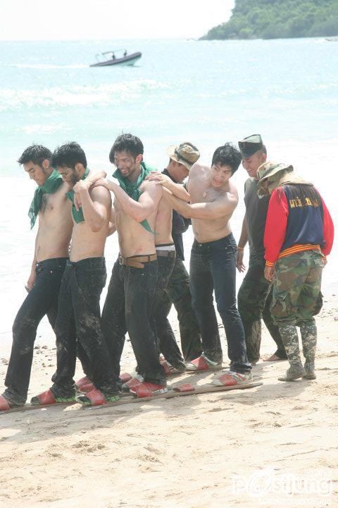 Men Hfash กิจกรรมกลางหาด