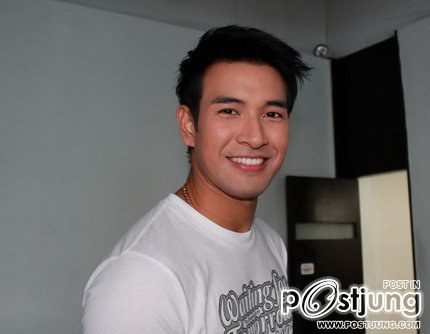 รอยยิ้มพี่เกรท