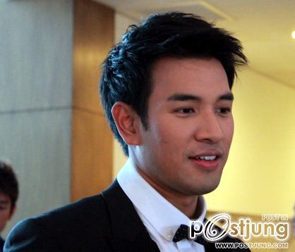 รอยยิ้มพี่เกรท