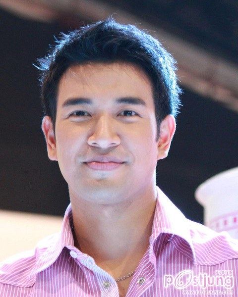 รอยยิ้มพี่เกรท