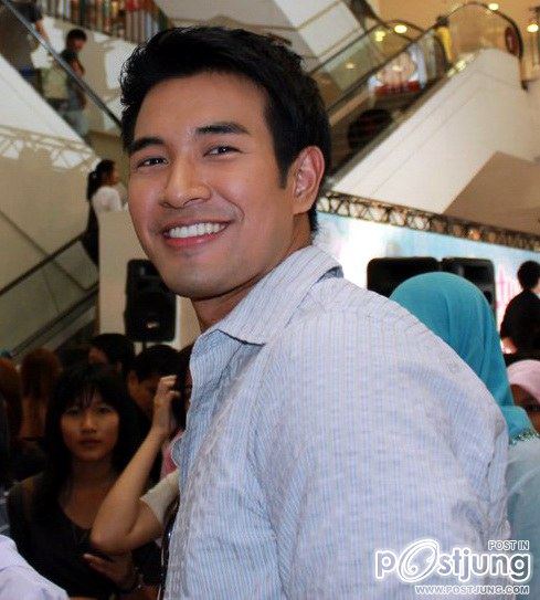 รอยยิ้มพี่เกรท