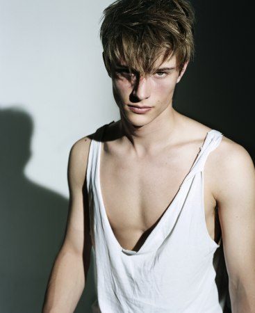 เด็็็็็็็็กฝรั่งแสบซ่า