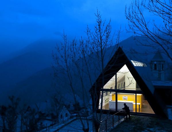 ชอบนะเนี่ยExtraordinary House Design with Extraordinary Views of Pyrenees