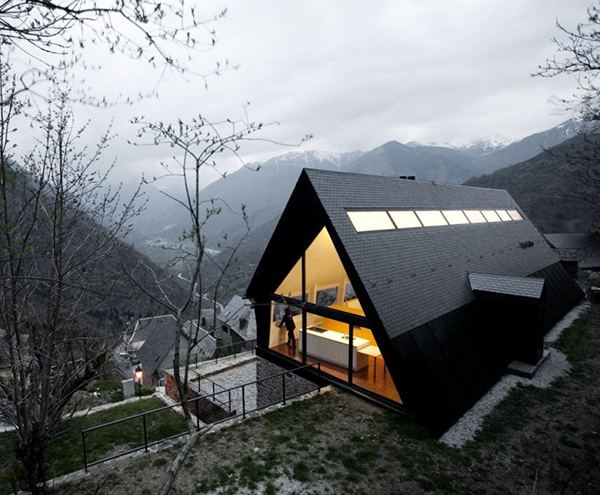 ชอบนะเนี่ยExtraordinary House Design with Extraordinary Views of Pyrenees
