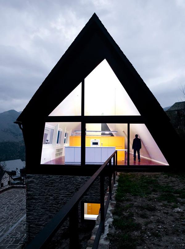 ชอบนะเนี่ยExtraordinary House Design with Extraordinary Views of Pyrenees