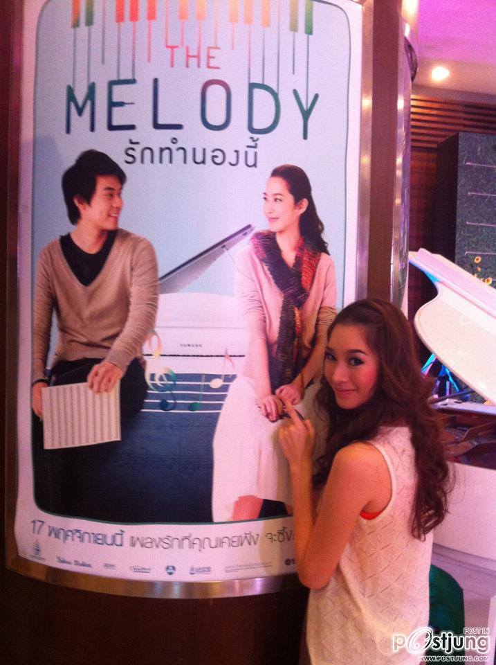 ฉัตร ปริยฉัตร นางเอกใหม่ จากช่อง7สี เธอสวยใสมากเลย เคยเห็นตัวจริงหุ่นดีมาก