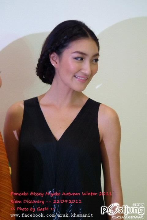 แพนเค้ก @Issey Miyake Autumn Winter 2011