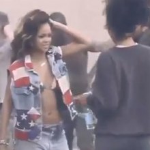 เบื้องหลังการถ่าย MV Rihanna – We Found Love