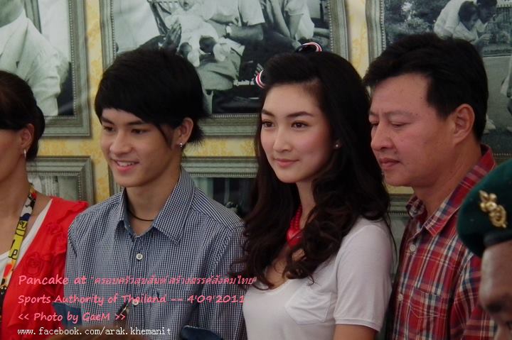 แพนเค้ก at "ครอบครัวสุขสันต์