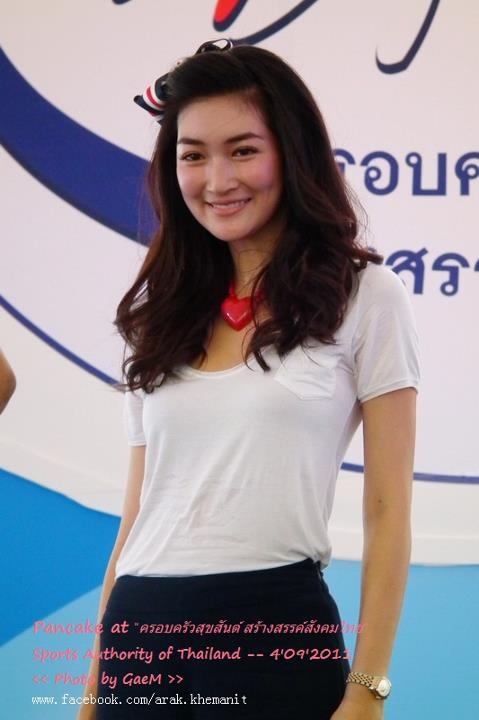 แพนเค้ก at "ครอบครัวสุขสันต์