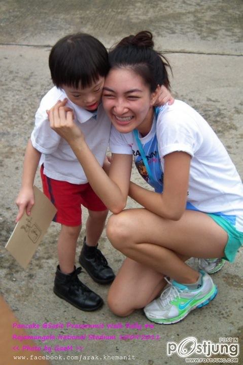 แพนเค้ก น่ารัก นิสัยดีด้วย @Satit Prasarnmit Walk Rally