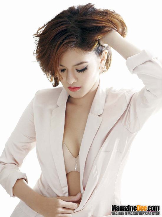 แฟชั่น ก้อย รัชวิน เซ็กซี่ใจขาด