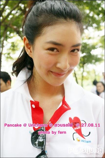 แพนเค้ก น่ารักมาก แต่งหน้าเบาๆ ก็ เรี่ดแล้ว