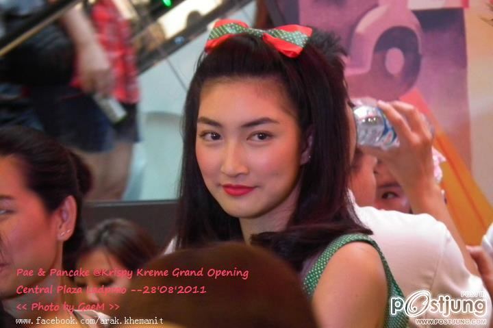 แพนเค้ก ในงาน  Krispy Kreme |@ central ลาดพร้าว กระแสแรงได้อีก