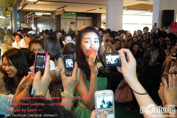 แพนเค้ก ในงาน  Krispy Kreme |@ central ลาดพร้าว กระแสแรงได้อีก