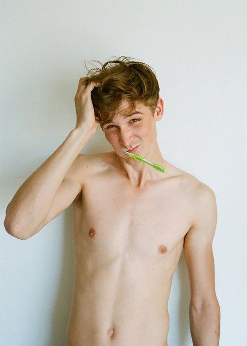 เด็็็็็็็็็็กฝรั่งถ่ายรูปสวยๆ